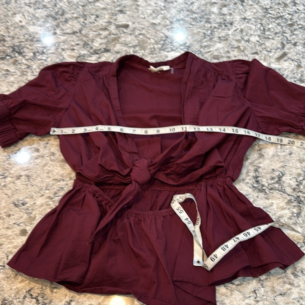 Hyacinth House Tuckernuck Piper Tie Front Peplum Top Burgundy Medium - Picture 12 of 13